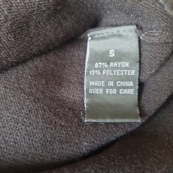 * NEW! BY & BY TURTLENECK LONG-SLEEVE FIT AND FLARE SWEATER DRESS SIZE SMALL - Picture 3 of 4